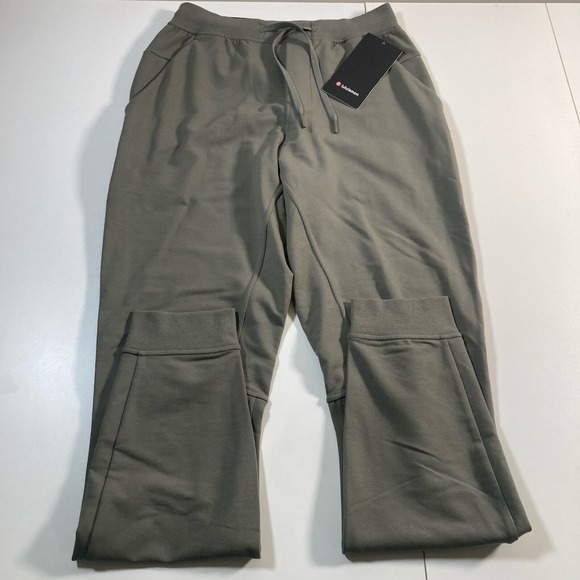 NEW Lululemon City Sweat Jogger Men's Small Tall Pants Army Green Drawstring NWT - Picture 2 of 9